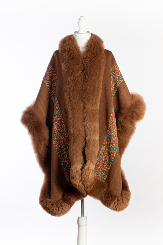 Brown Alpaca x Shipibo Cape | 761